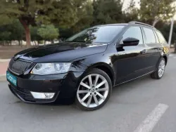 Skoda Octavia Combi 2.0TDI CR Style DSG 110kW