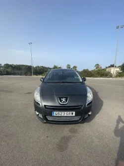 Peugeot 5008 5008 2.0HDI Premium Premium