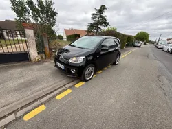 VOLKSWAGEN UP 1.0 i 75
