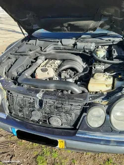 Mercedes-Benz E 250 TD Classic