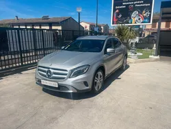 MERCEDES-BENZ CLASSE GLA 200 D 136CV 7G-DCT Sensation Boîte auto