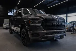 DODGE RAM 1500 - CREW CAB LARAMIE 5.7 HEMI V8 GT - Garantie 12 mois