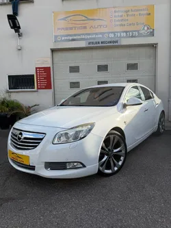 Opel insignia opc line 2.0 cdti 160 cv