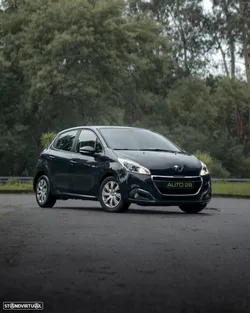 Peugeot 208 BlueHDi 100 Active