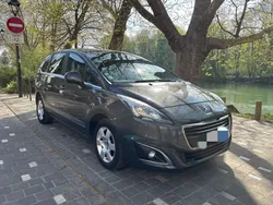 PEUGEOT 5008 1.6 e-HDI120ch "Active Bus"