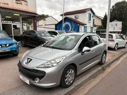 PEUGEOT 207 1.6 HDI 90 ch PREMIUM 5P