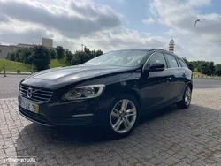 Volvo V60 2.4 D6 Momentum AWD Phev