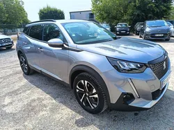 PEUGEOT 2008 1.2 130cv EAT8 ROADTRIP