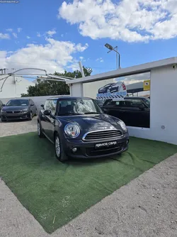 MINI Cooper 2011