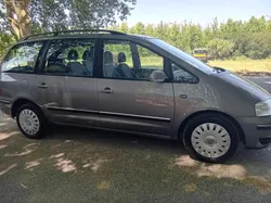 VW Sharan 2.0 140cav 2009 Blue Motion Technolgy 7 L