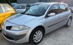RENAULT MÉGANE II Ph2 1.5 DCI 86cv 5 Portes « Première Main » 4 Pneus et Révision Neuve « GARANTIE 3 MOIS »