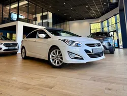 HYUNDAI i40 1.7 CRDi 136 Pack Premium A