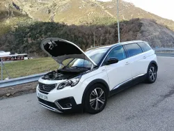 PEUGEOT 5008 1.2 PureTech S&S Active Pack 130 EAT8