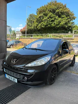 Peugeot 207 1.6 HDi