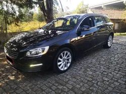 Volvo V60 2.0 D4 181CV MOMENTUM GEARTRONIC - FULL EXTRAS - C/ GARANTIA - COMO NOVA - "Preço Imbatível"