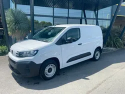 Nouveau peugeot partner l1h1 100 ch 3 places