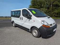 Très beau renault trafic 9 places 1.9 dci 82cv occamobile 64 pau
