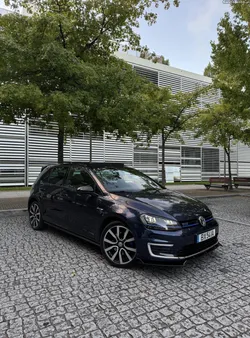 VW Golf GTE