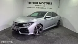 Honda Civic 1.0 i-VTEC Elegance Navi CVT