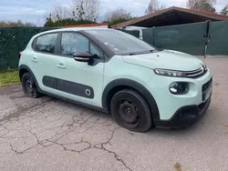 CITREON C3 accidenté