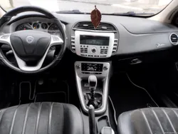 Lancia Delta 1.6 M-JET ORO 120cv - Teto panorâmico - Nacional "LOW-COST"