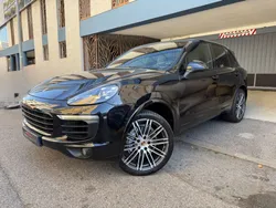 PORSCHE CAYENNE 3.0l DV6 262cv Platinium Edition Tiptronic A Toit Panoramique / Pack chrono / CarPlay