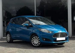 FORD Fiesta VI Phase 2 5 portes 1.0 SCTi 12V S&S Edition Bleu Candy 1 ère Main Courroie à jour