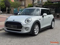 Mini Mini 3 (F56) 3 Portes Cooper 1.5 i 12V DCT7 136 cv Boîte auto