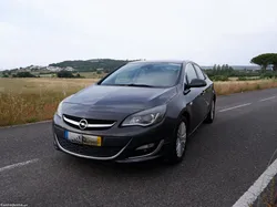 Opel Astra 1.7 CDTi Cosmo Start/Stop