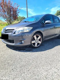 Toyota Auris 1.4 D-4D Exclusive+P.Sport
