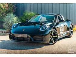 PORSCHE 911 Targa 4S Limited Edition Heritage Design Edition N° 858/992 - à partir de 3000 euros
