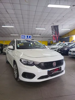 Fiat Tipo 1.3 multijet jtd 95ch pack clim NAVI PRO 5p, BV5 2PLACES DRIVE VP 2 °main ECRAN TACTILE BLANC , 5cv, 5 portes, mise en circulation le 30-06-2018, le prix 4490TTC
