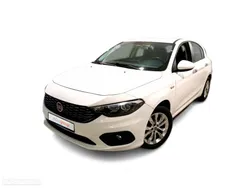 Fiat Tipo 1.3 M-Jet Lounge