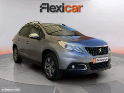 Peugeot 2008 1.2 PureTech Style
