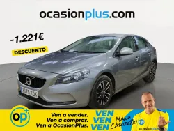 VOLVO V40 D2 Momentum 120