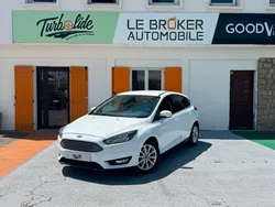 Ford Focus - 1.0 EcoBoost 125ch - Stop&Start - Titanium - Attelage - faible kilométrage