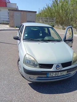 Renault 4 - Clio