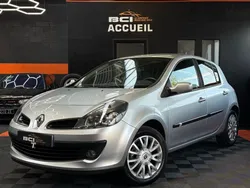 RENAULT CLIO III 1.5 dCi 85cv Exception Quickshift BVA ( Problème Boîte de vitesse code défauts DF255 )