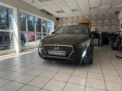 Hyundai i30 1,6 crdi 136cv