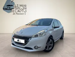 PEUGEOT 208 1.6 HDI 92 ALLURE - 24 437Km - Distribution neuve - Toit Panoramique - Régulateur - Park auto
