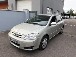 Toyota Corolla 1.4 diesel 90 ch boîte automatique 5 porte
