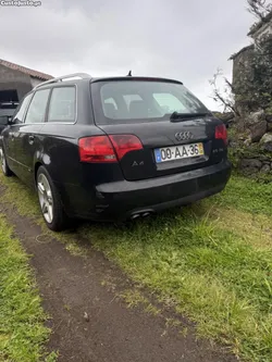 Audi A4 (A4)