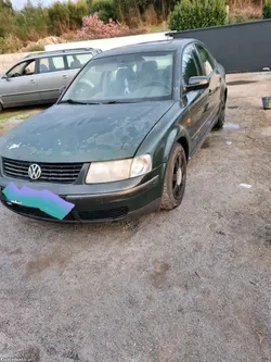 VW Passat familiar