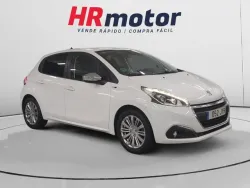 PEUGEOT 208 1.2 PureTech Style 82