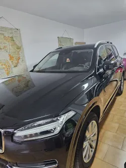 Volvo XC90 D5 Momentum AWD 235 Aut. 7 pl. (9.75)
