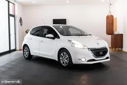 Peugeot 208 1.2 VTi SE Style