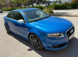 Audi RS4 RS4 4.2 V8 FSI quattro
