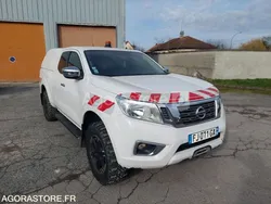 4x4 pick up NISSAN NAVARA NP300 KING CAB 2.3 DCI 160 1ER MAIN TVA RECUPERABLE