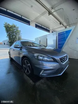 Volvo V40 D4 RDesign