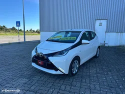 Toyota Aygo x-shift x-play